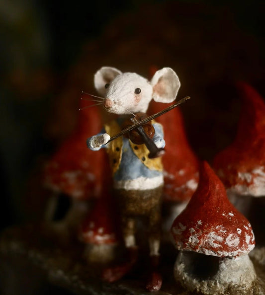 The Violinist Mouse